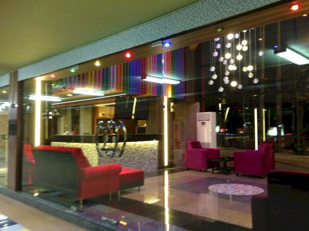 The Breton Hotel Media Bangkok Ngoại thất bức ảnh